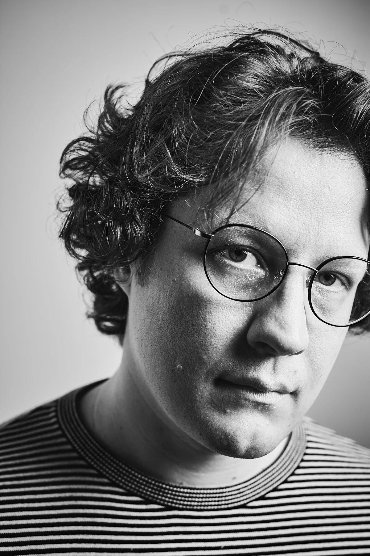 Black-and-white portrait of Seth Brammer